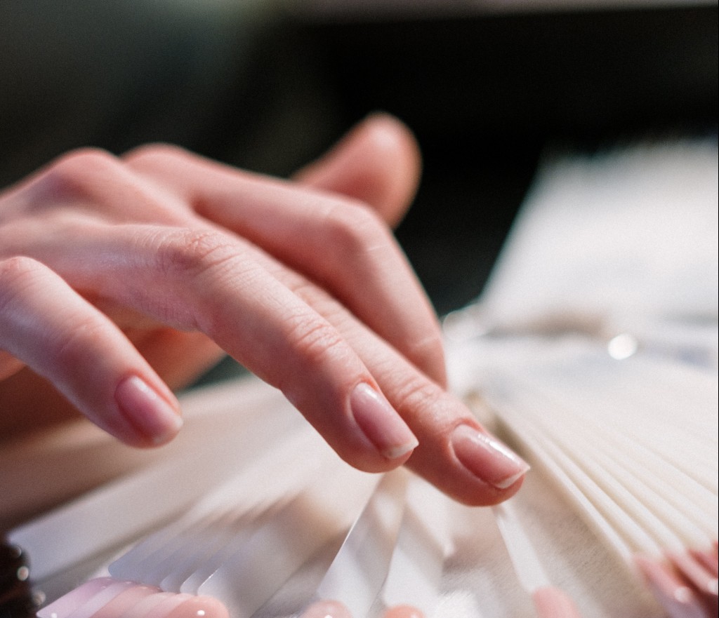 pexels-cottonbro-3997379