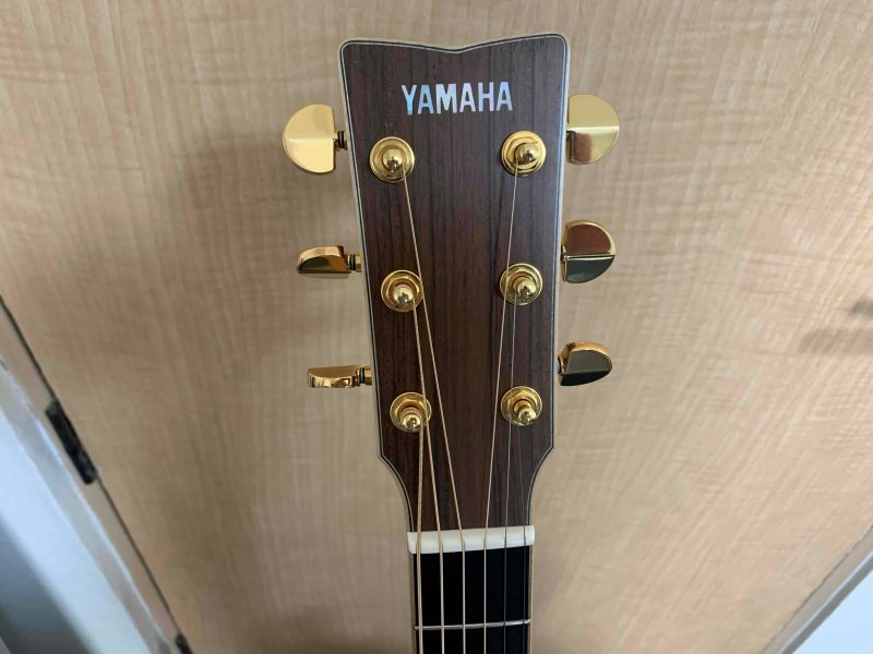 さすが国産！鳴ってますね！【LL36 ARE/YAMAHA】ルックスもゴージャス